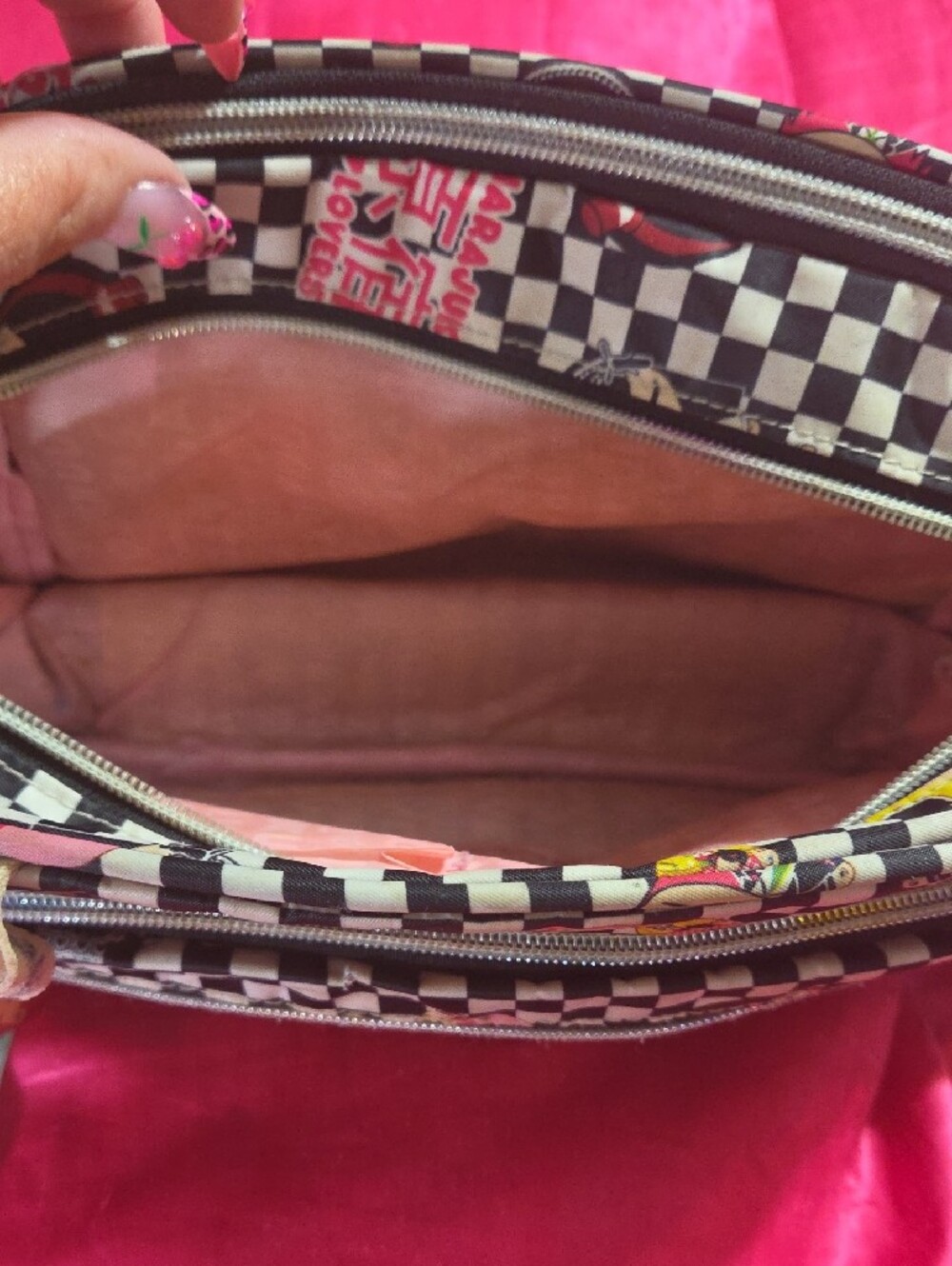 Checker Print Crossbody Bag Harajuku Lovers- Black & White - Picture 6 of 9